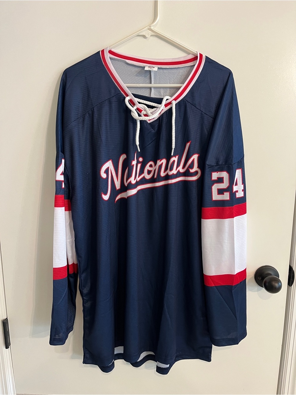 Men’s size XL Washington Nationals #24 giveaway jersey